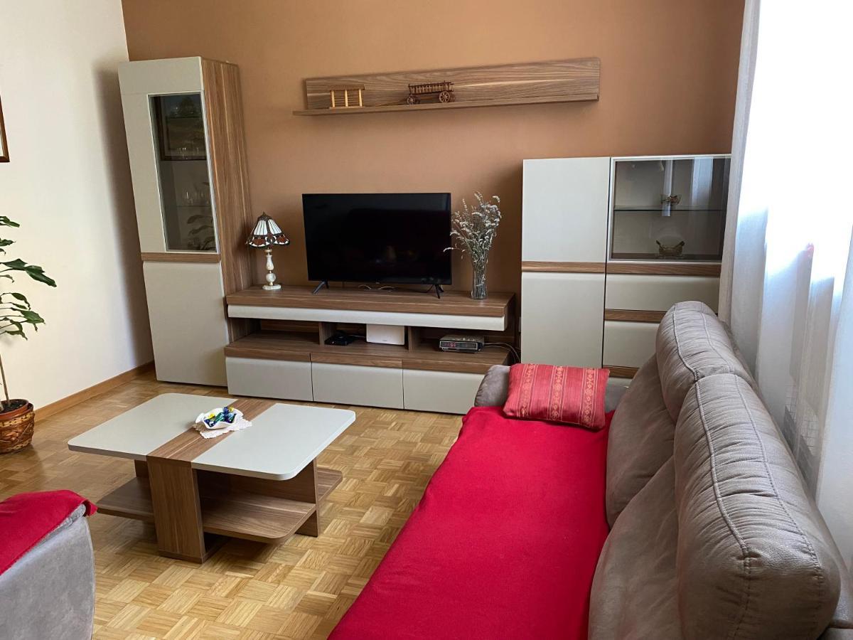 App Vesna Apartment Umag Bagian luar foto